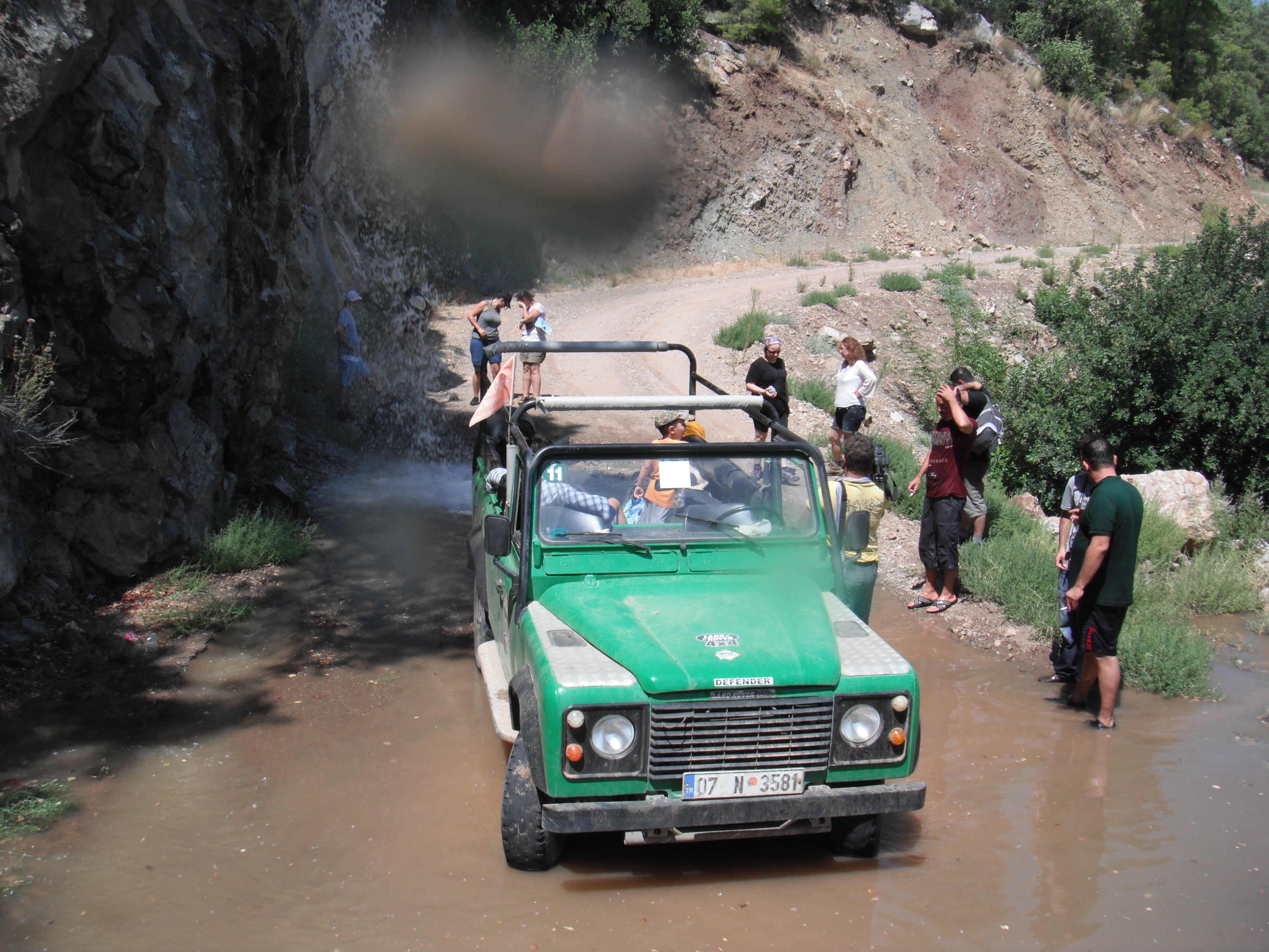 Antalya K�pr�l� Kanyon Jeep Safari
