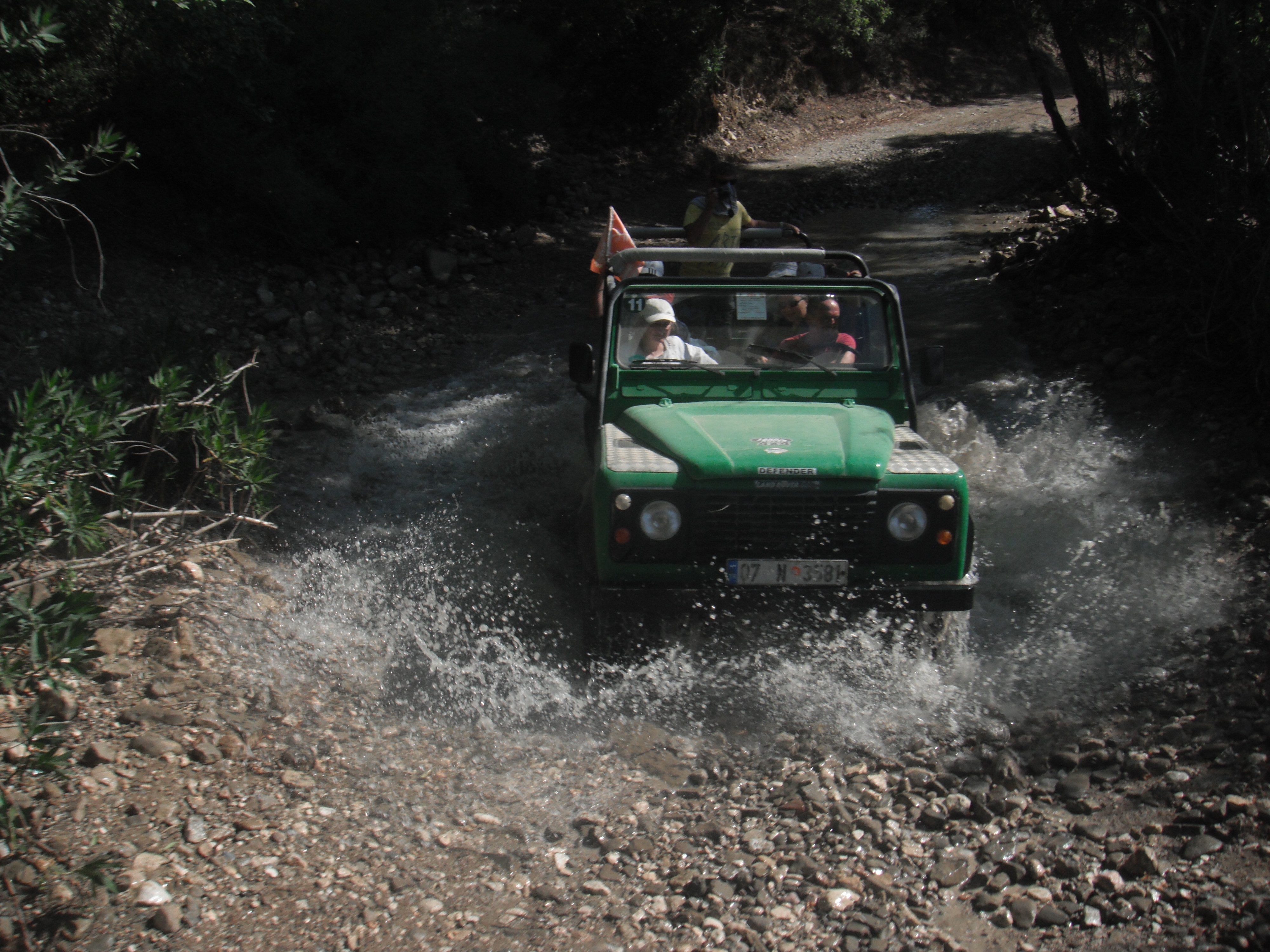 Antalya K�pr�l� Kanyon Jeep Safari