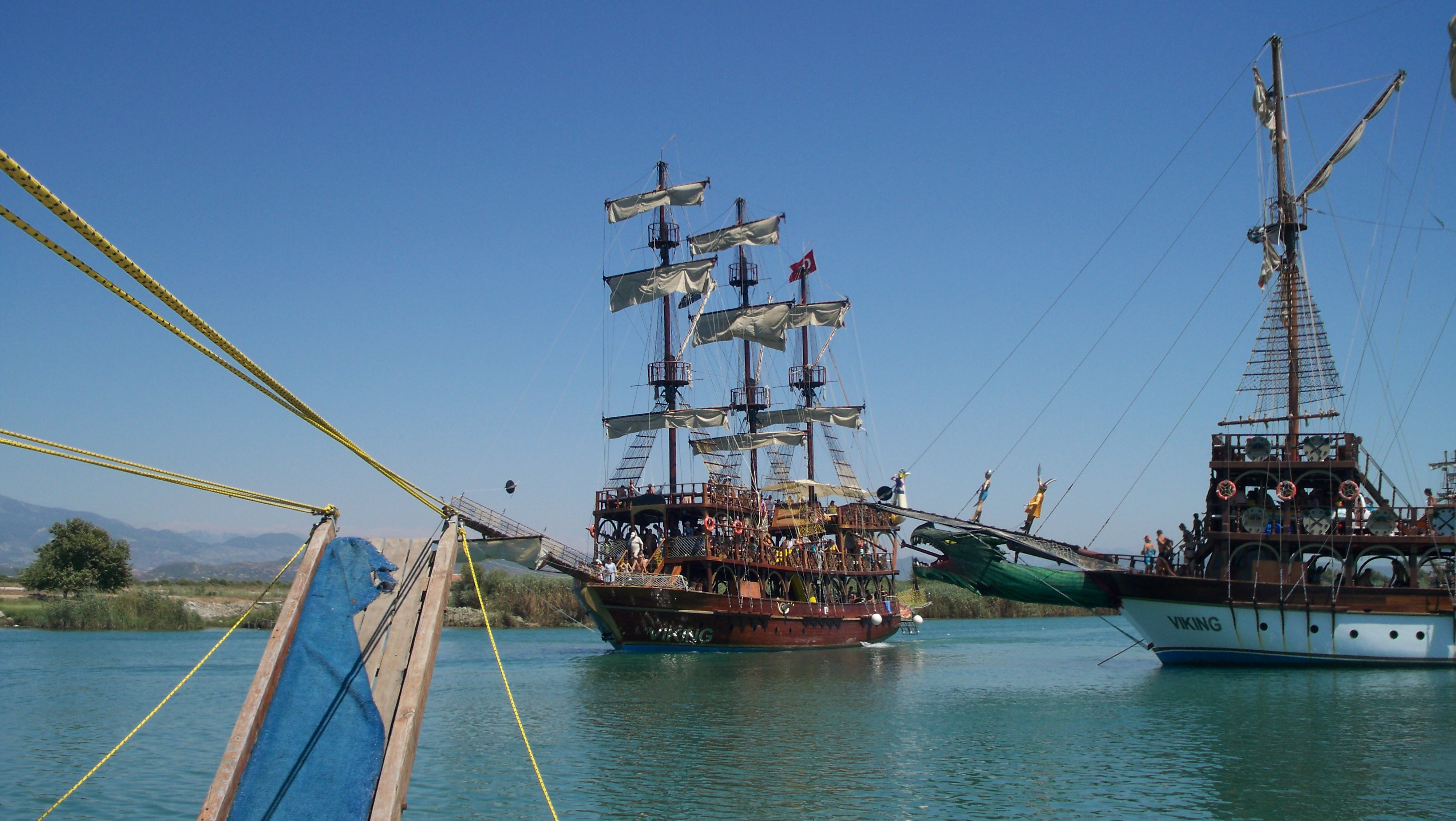 Antalya K�pr�l� Kanyon Tekne Turu